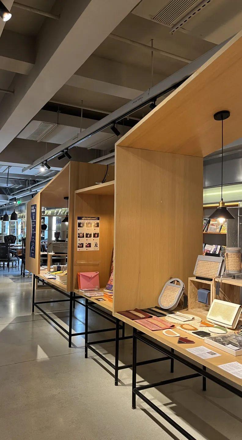 最新網友上傳視頻，展現多元文化與創意的窗口