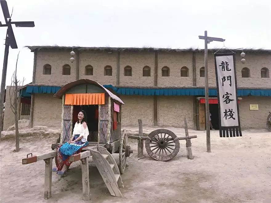新澳最精準正龍門客棧揭秘，免費背后的真相與警示
