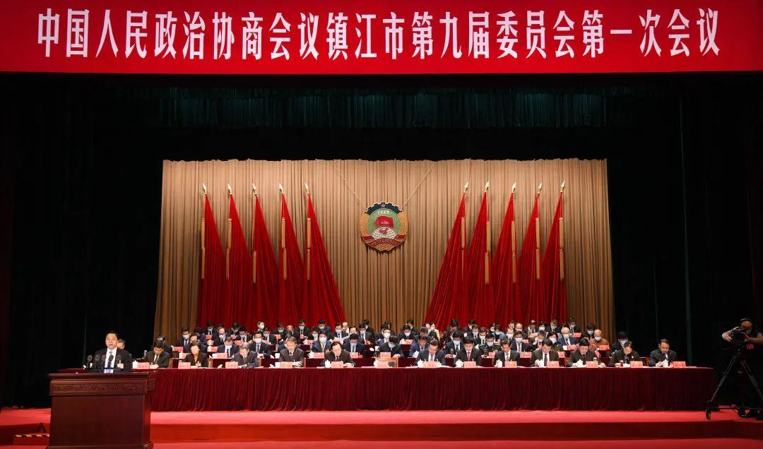 歌手李健最新消息,李健最新動態，音樂之旅的新篇章