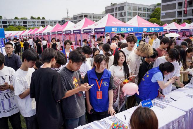 浙江義烏招聘網最新招聘,浙江義烏招聘網最新招聘動態深度解析