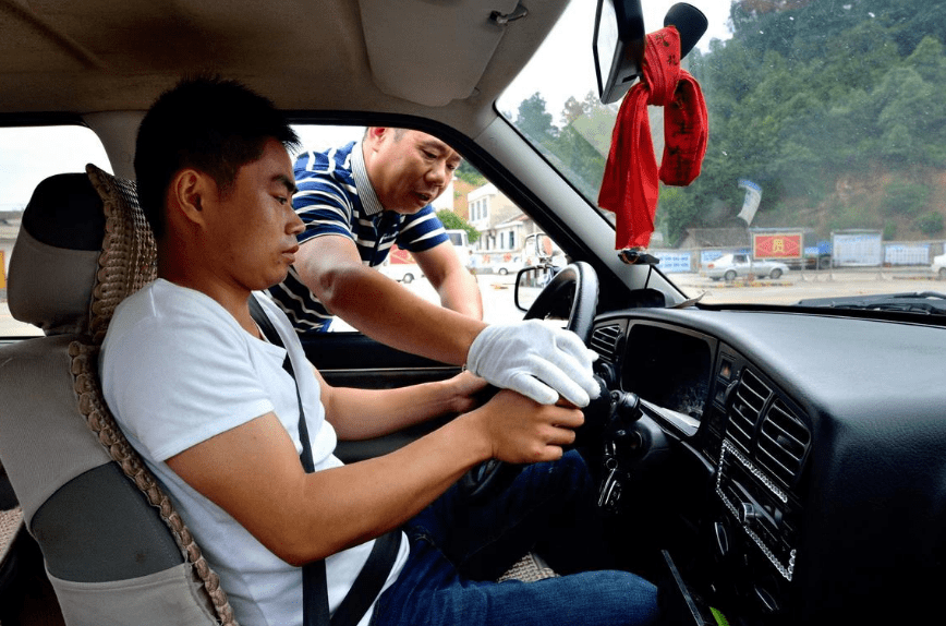 最新科目三學車視頻,最新科目三學車視頻，掌握駕駛技能的必經之路