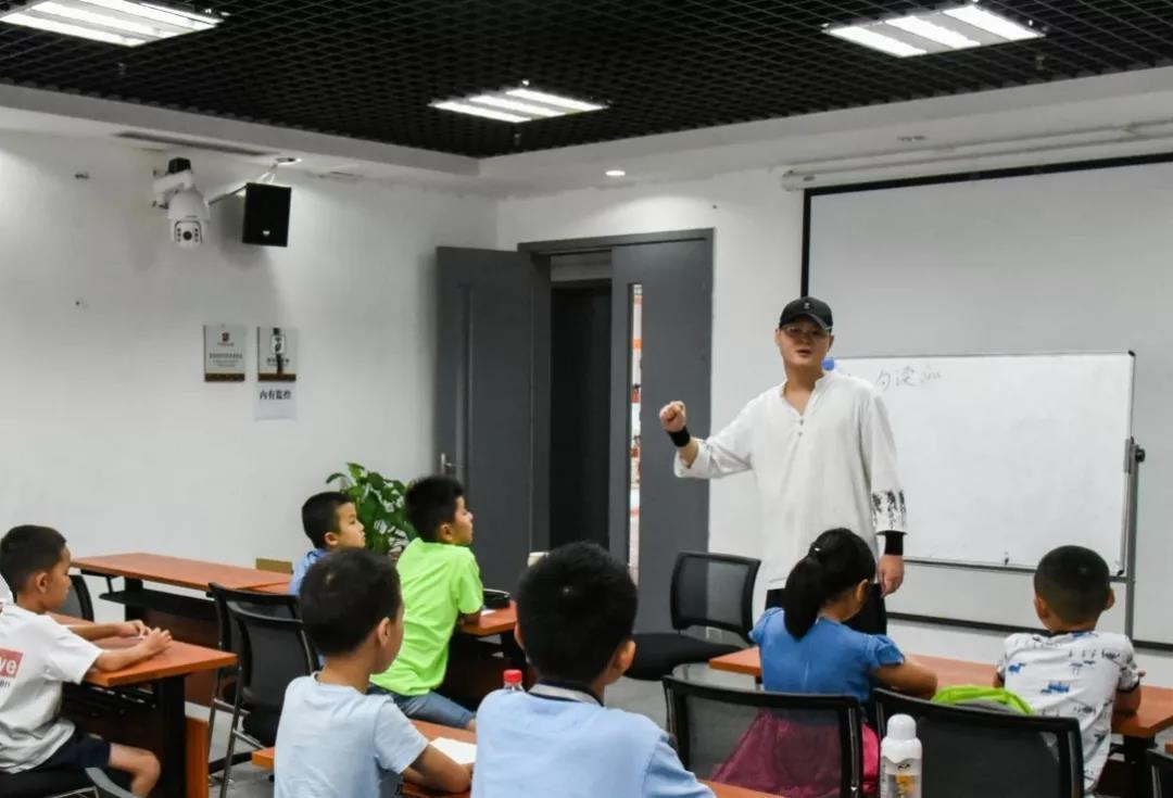 鹽城成華學(xué)校最新消息,鹽城成華學(xué)校最新消息全面解讀