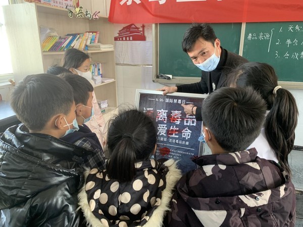 2024今晚香港開特馬開什么|精選解釋解析落實,警惕網絡賭博陷阱，切勿盲目追求今晚香港開特馬的預測與解析