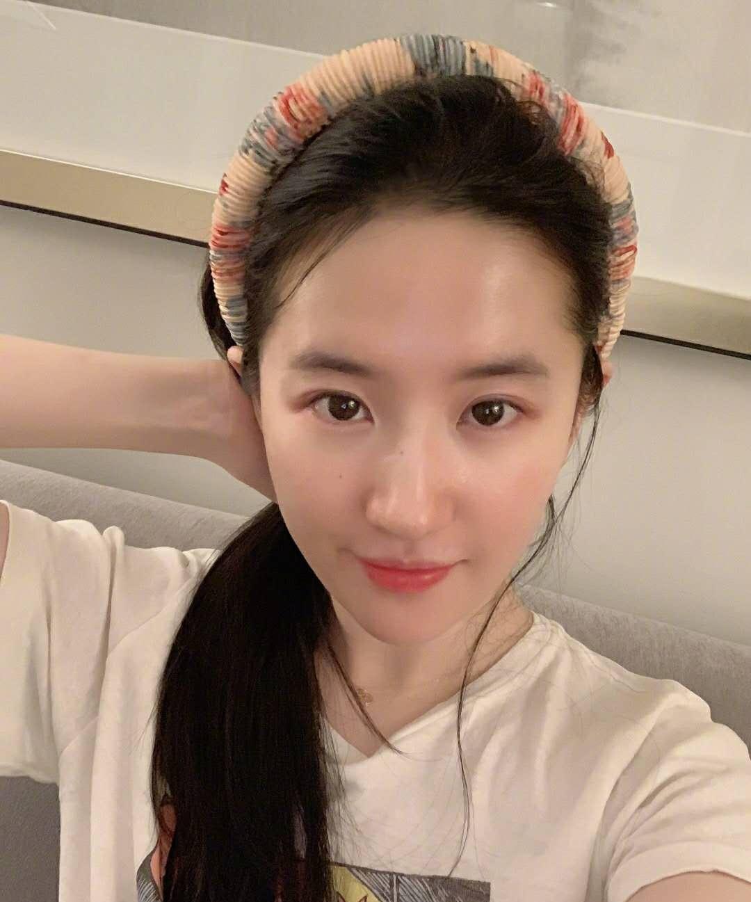 小涵最新,小涵的最新風采