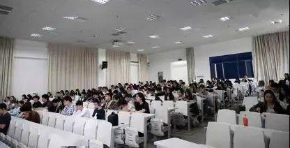 透視輔助最新,透視輔助技術的最新進展，揭示未來的無限可能