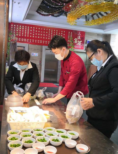 乳鴿銷售最新,乳鴿銷售最新動態與市場趨勢分析