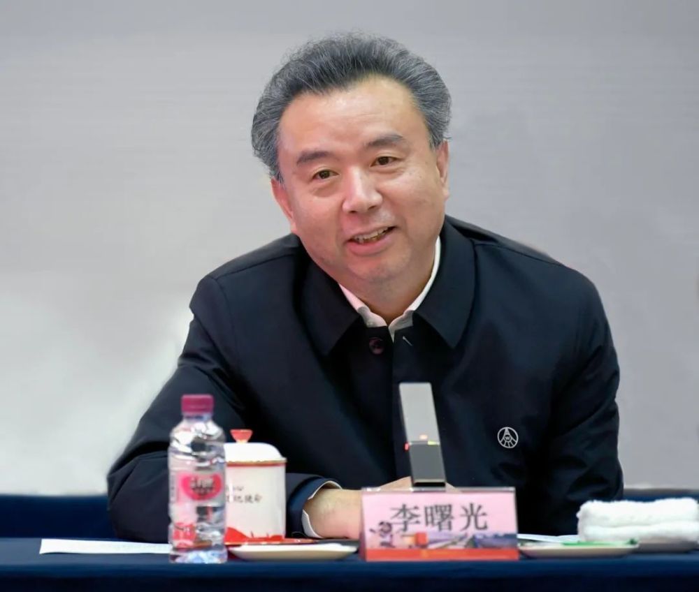 茅3最新,茅3最新動(dòng)態(tài)，創(chuàng)新引領(lǐng)，邁向高端白酒新時(shí)代
