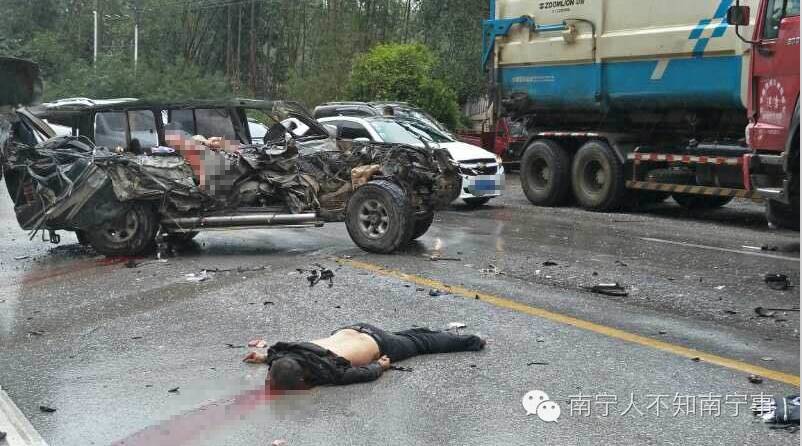 最新岳陽車禍,最新岳陽車禍事件深度解析