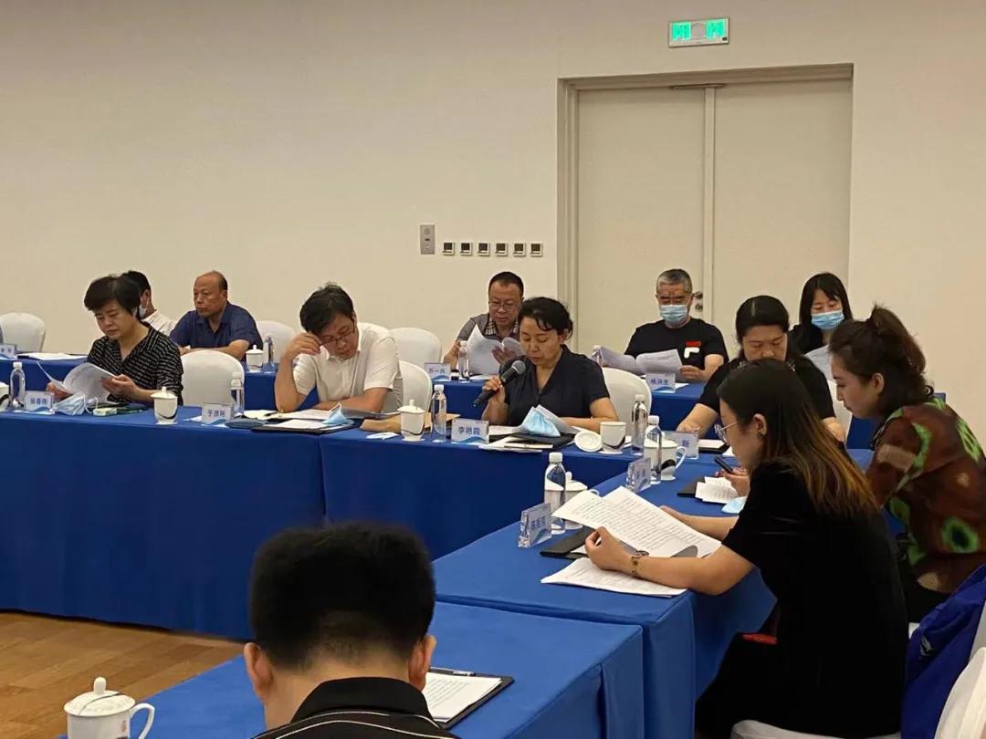 新奧天天正版資料大全|精選解釋解析落實,新奧天天正版資料大全，精選解釋解析落實的重要性