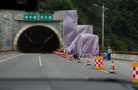 西漢高速最新交通事故,西漢高速最新交通事故深度解析