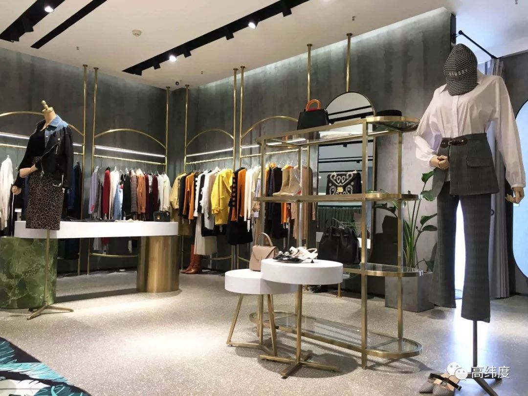 內(nèi)衣店最新裝修風格,內(nèi)衣店最新裝修風格，打造舒適時尚購物體驗