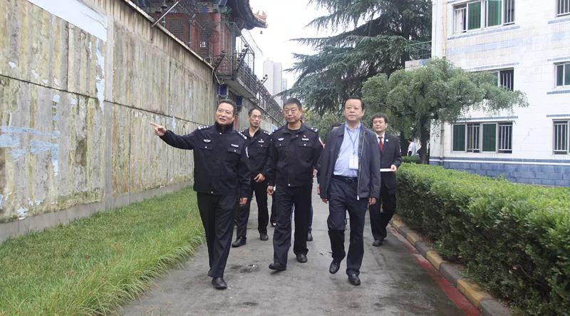 西安樓市9月最新消息,西安樓市最新動態，九月市場深度解讀