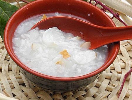 蒼月魔君 第4頁