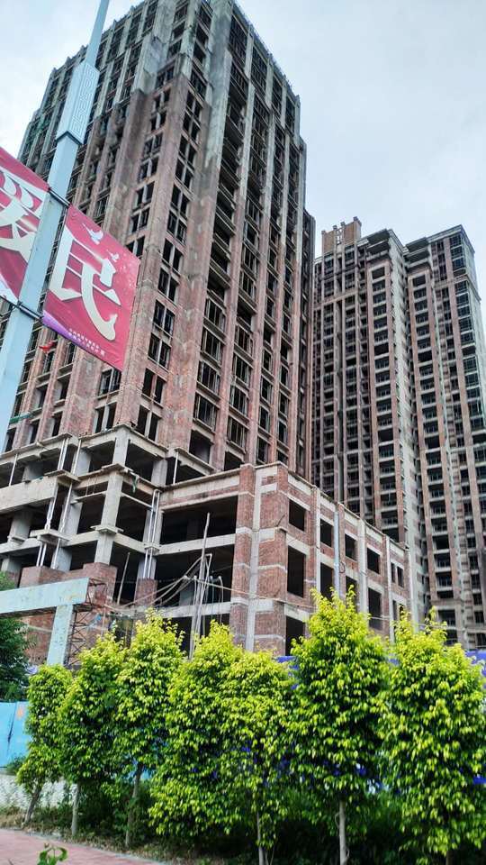 貴港最新爛尾樓,貴港最新爛尾樓的現狀與未來展望